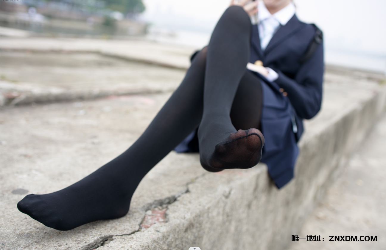 森萝财团写真 – [JKFUN-006] Aika 日系黑丝-XDM