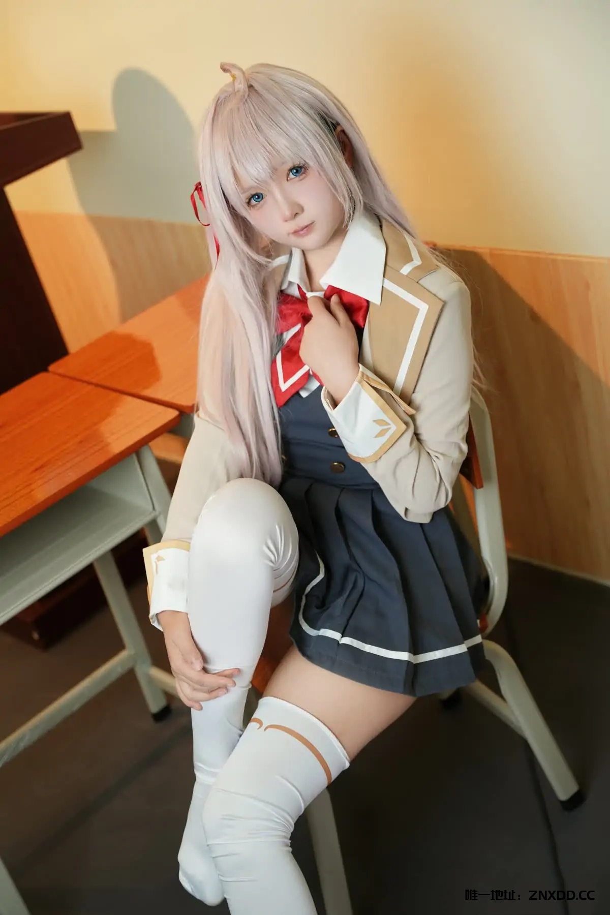 图片[3]-谁还没刷到过「喜欢爱理吗」的 Cos！软萌又能飒，直接戳中我的心巴💘喜欢爱理吗 – 全套13期[3.2G-2025.9新发]-XDM