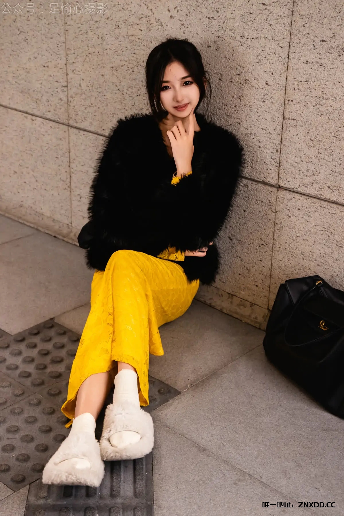 图片[5]-挖到宝了！👣这个足部写真太绝了，氛围感拉满！足愉心 – 少女美足美图视频12期[148G-2025.11]-XDM