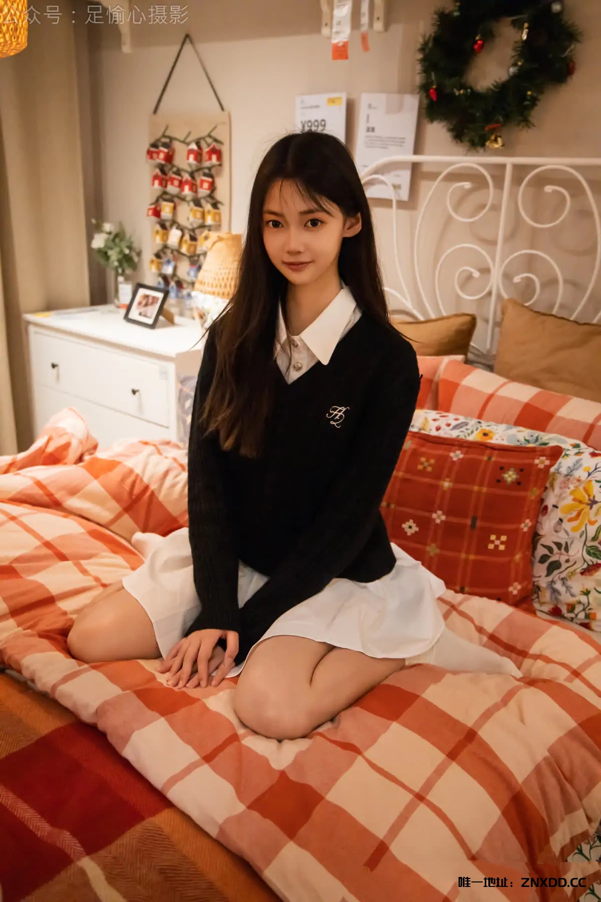 图片[20]-挖到宝了！👣这个足部写真太绝了，氛围感拉满！足愉心 – 少女美足美图视频12期[148G-2025.11]-XDM