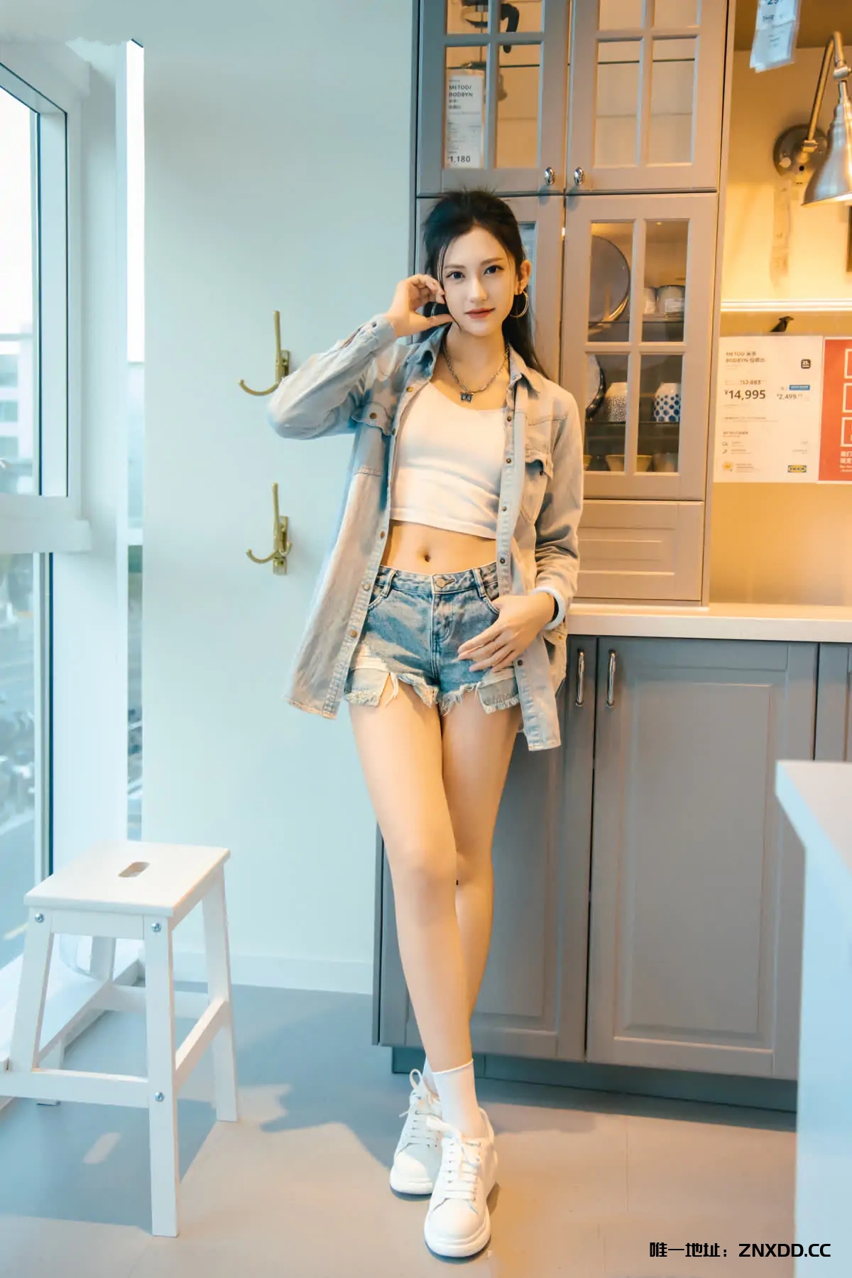 图片[1]-挖到宝了！👣这个足部写真太绝了，氛围感拉满！足愉心 – 少女美足美图视频12期[148G-2025.11]-XDM